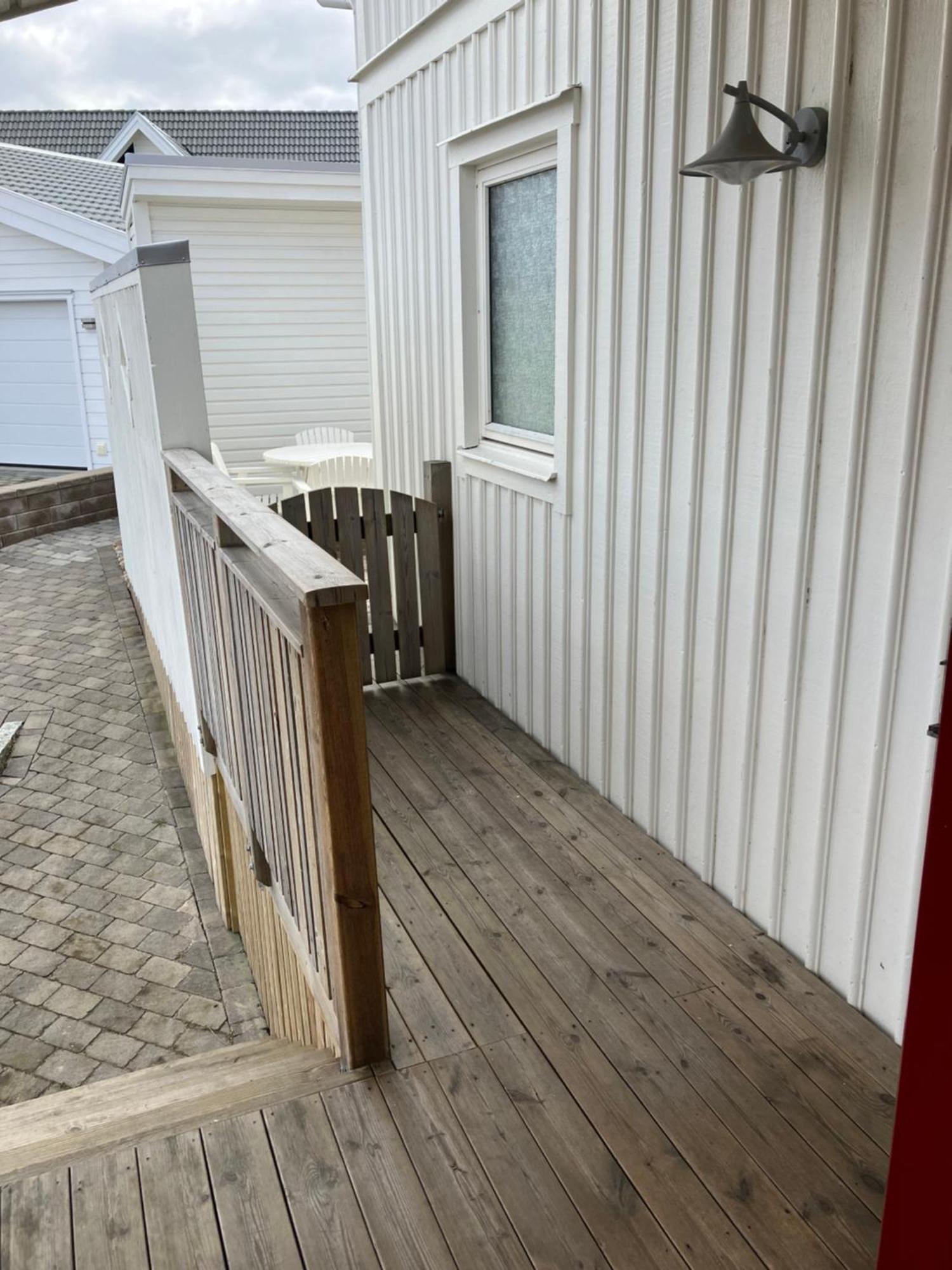 Eget Gaesthus I Vaestkustpaerlan Skaerhamn Villa Exteriör bild