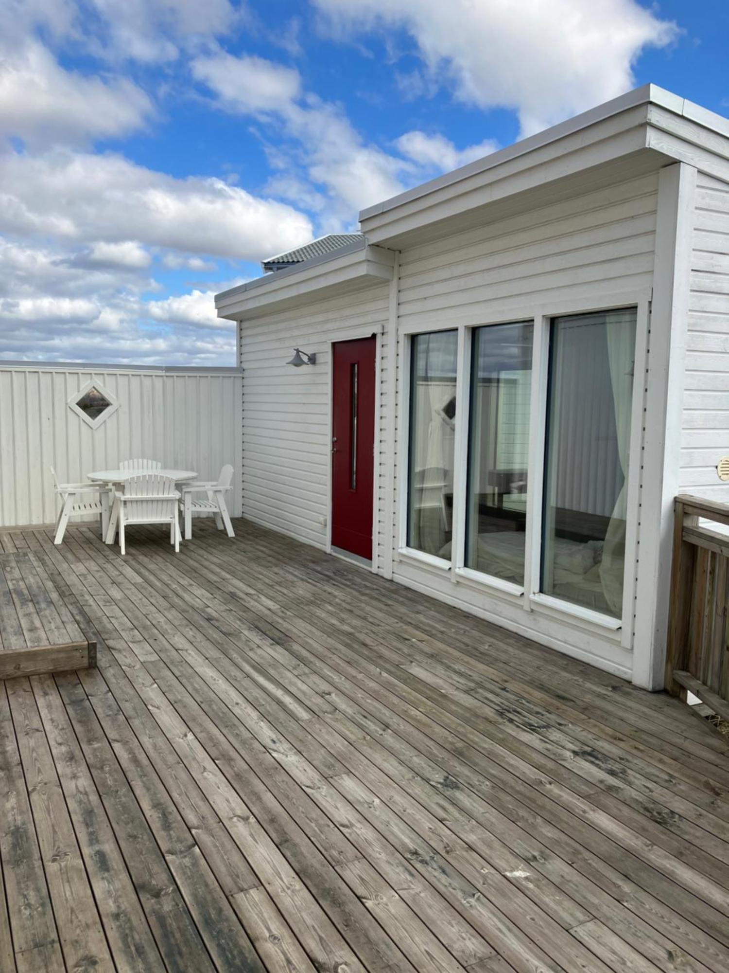 Eget Gaesthus I Vaestkustpaerlan Skaerhamn Villa Exteriör bild